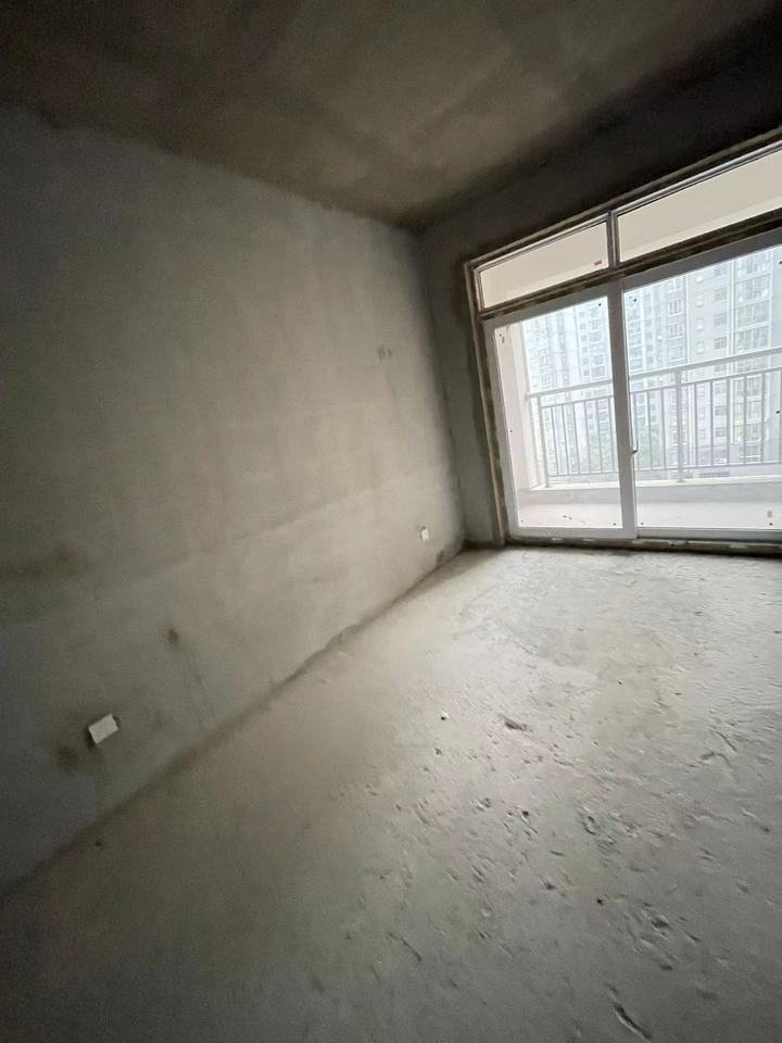 鄱阳小区法拍房丰祥苑5栋1204号