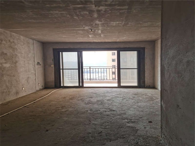 湘诚德峰小区法拍房B1栋1602号