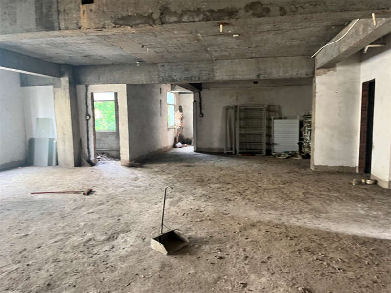 灰埠小区（灰埠安置区）法拍房535号401房