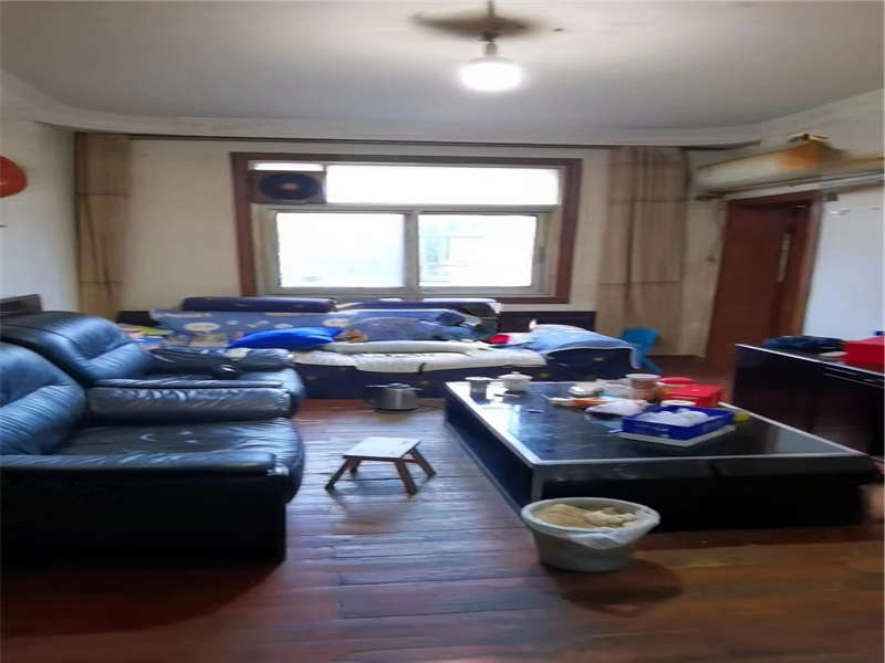 荣龙社区一片（望月湖1片）法拍房第014栋501号