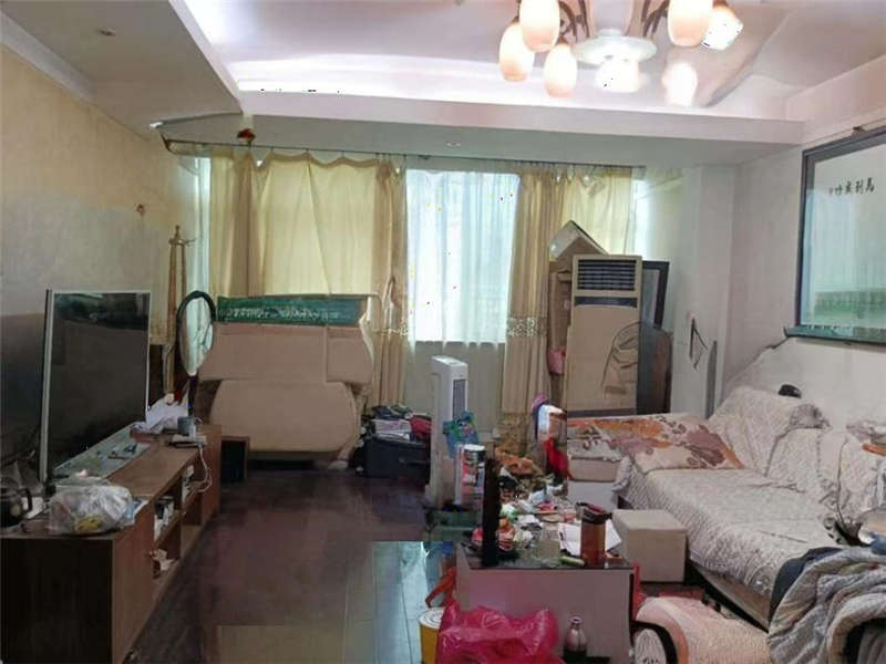 香巴圣地法拍房403号