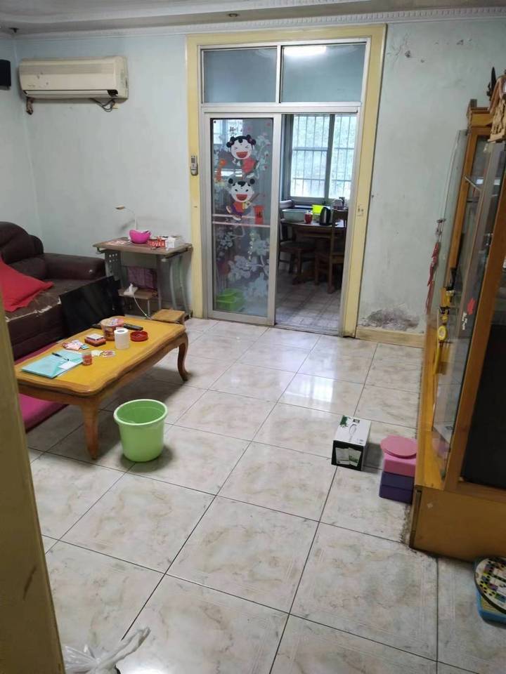 蚌塘社区（蚌塘小区）法拍房022栋403房
