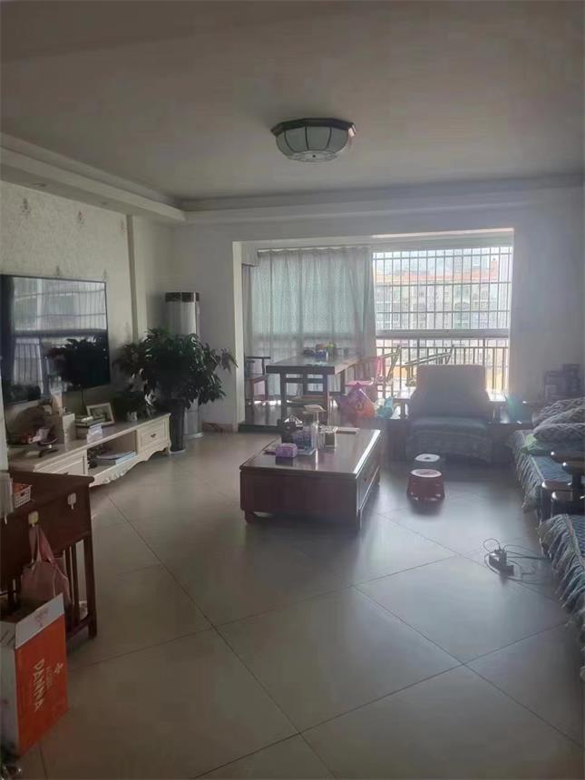 嘉盛华庭法拍房三期9栋1601室