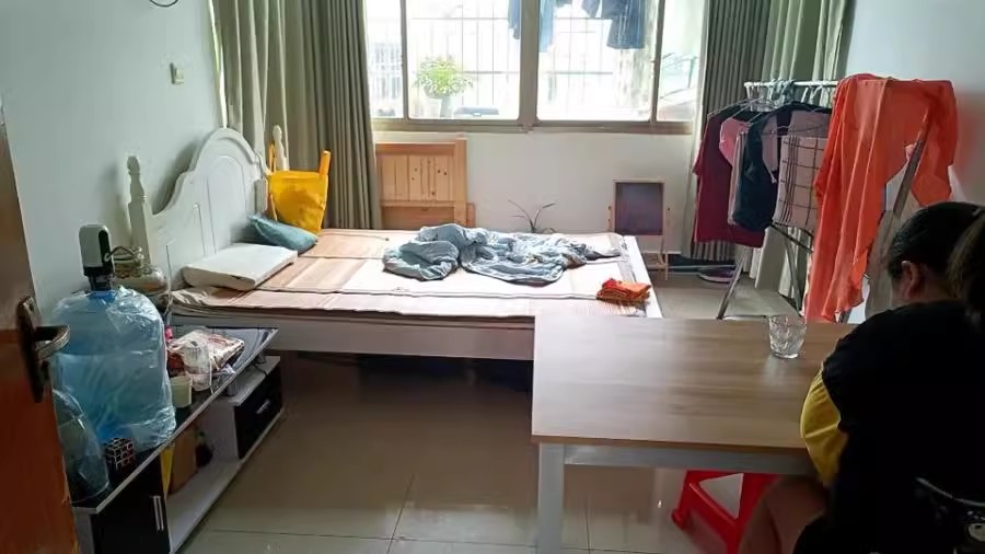 东塘五期安置小区（东方红小区东塘）法拍房5栋406号