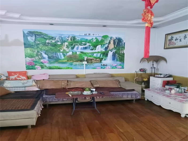三里垅小区（望城坡商贸城）法拍房E-2栋(三里垅2栋)302号