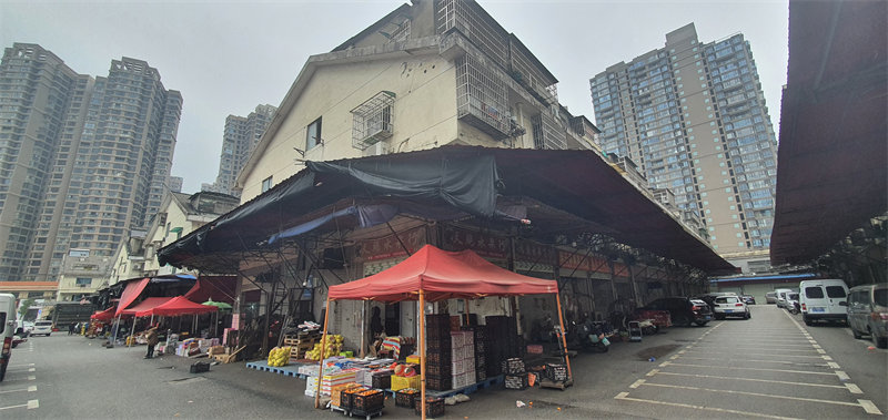 （1缝门面）胜利商贸市场10栋123房