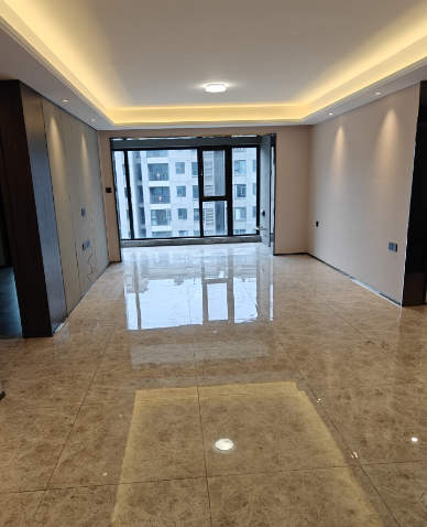 （8折江景）印湘江（印江雅居）法拍房4栋403房